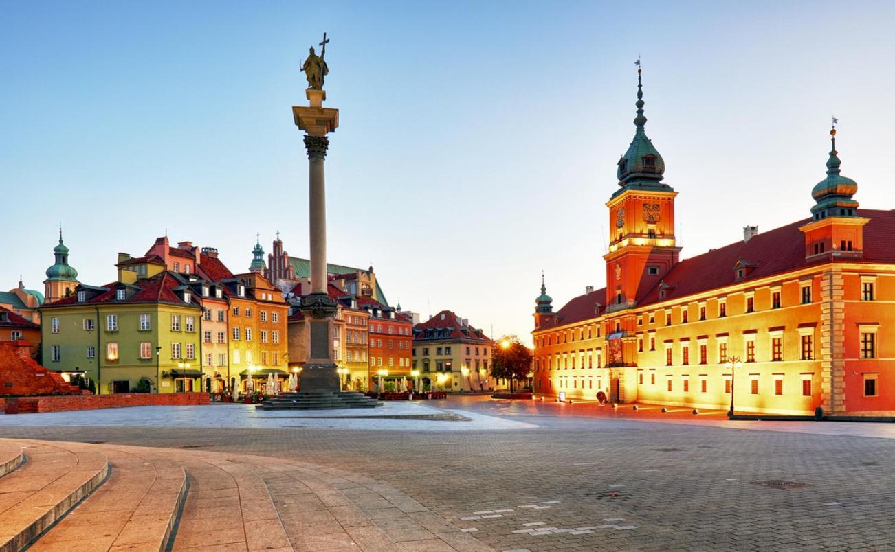Four Seasons Old Town - Autumn * Warszawa
